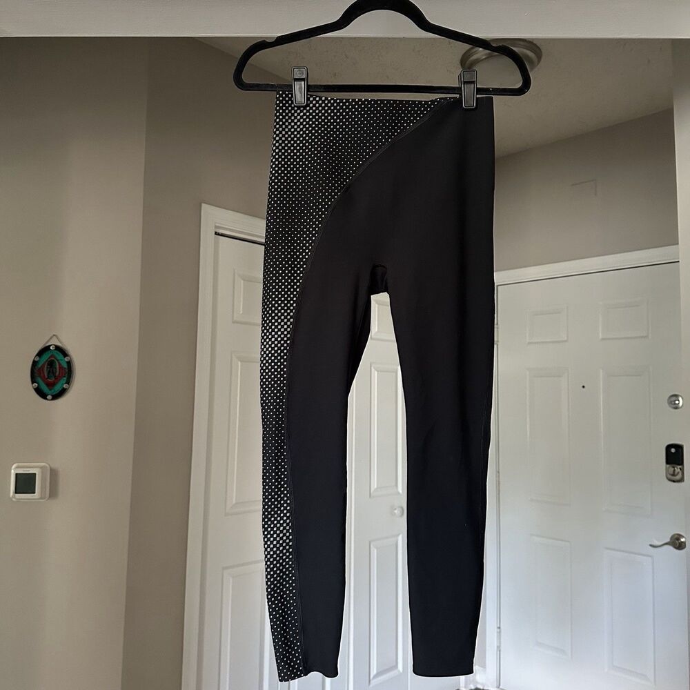 Spanx Leggings Women S Black/Silver Every Where Reflective Asymmetric Polka Dot